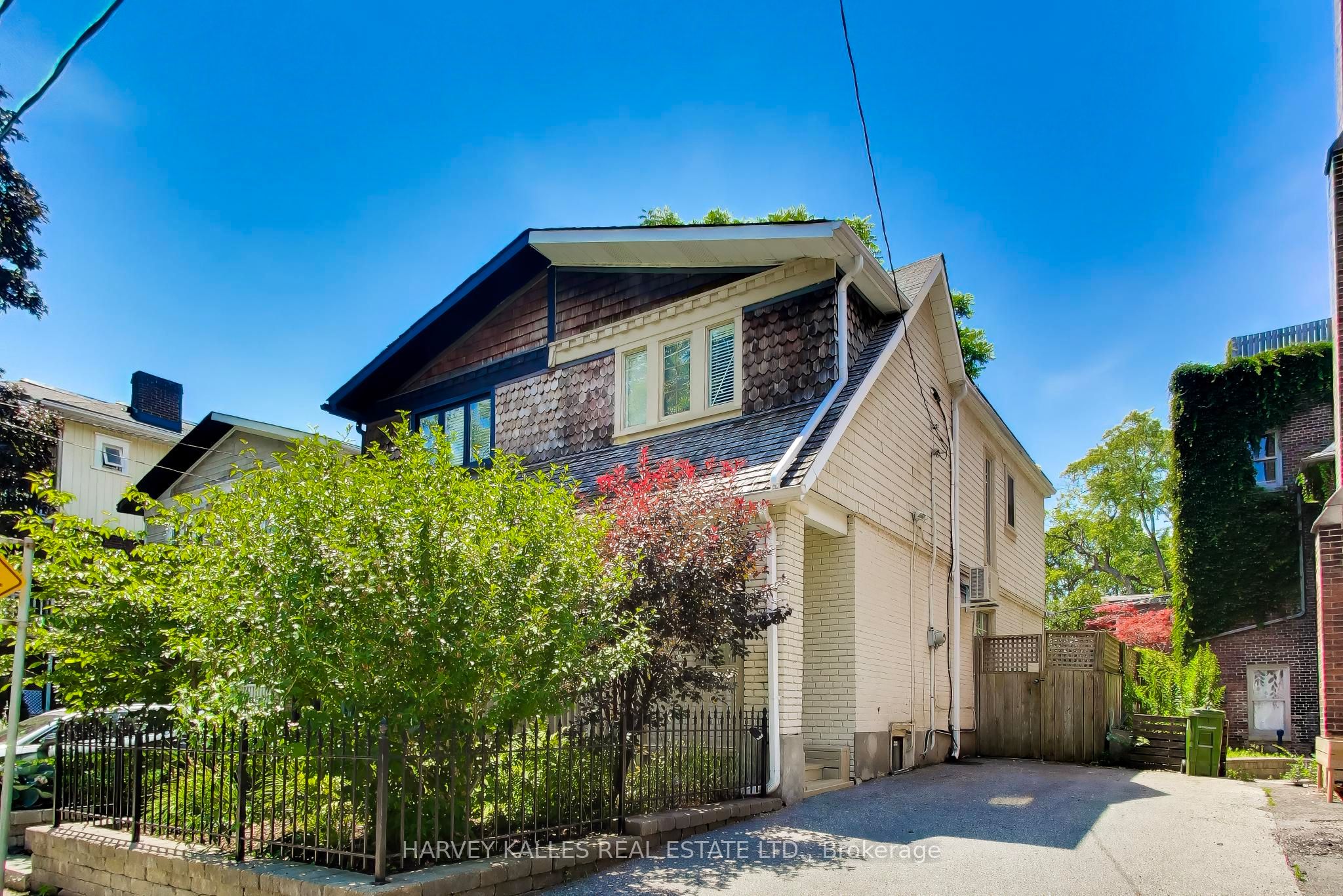 318 Sumach Street