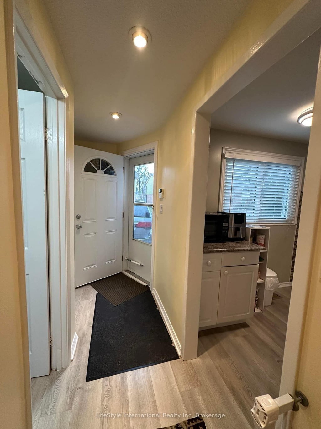 Photo of 5982 Dunn Street #4, Niagara Falls, ON L2G 7J9 (MLS # X13751802)
