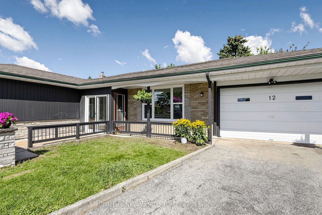 Photo of 12 Greyfriar Court, Toronto, ON M3N 2A9 (MLS # W13823342)