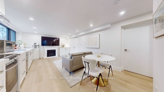 3170 The Credit Woodlands N/A Lower