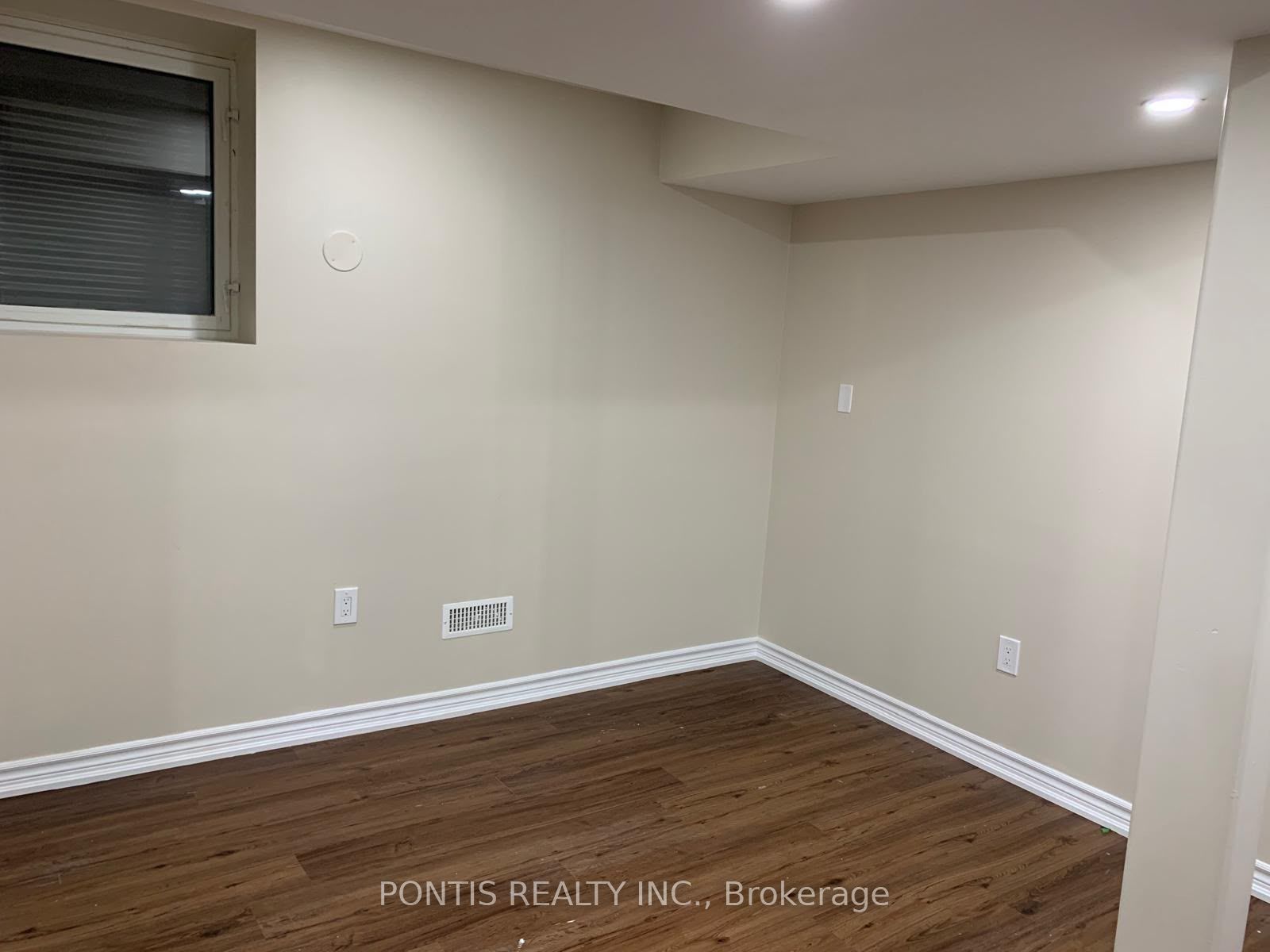 2489 Felhaber Crescent Basment