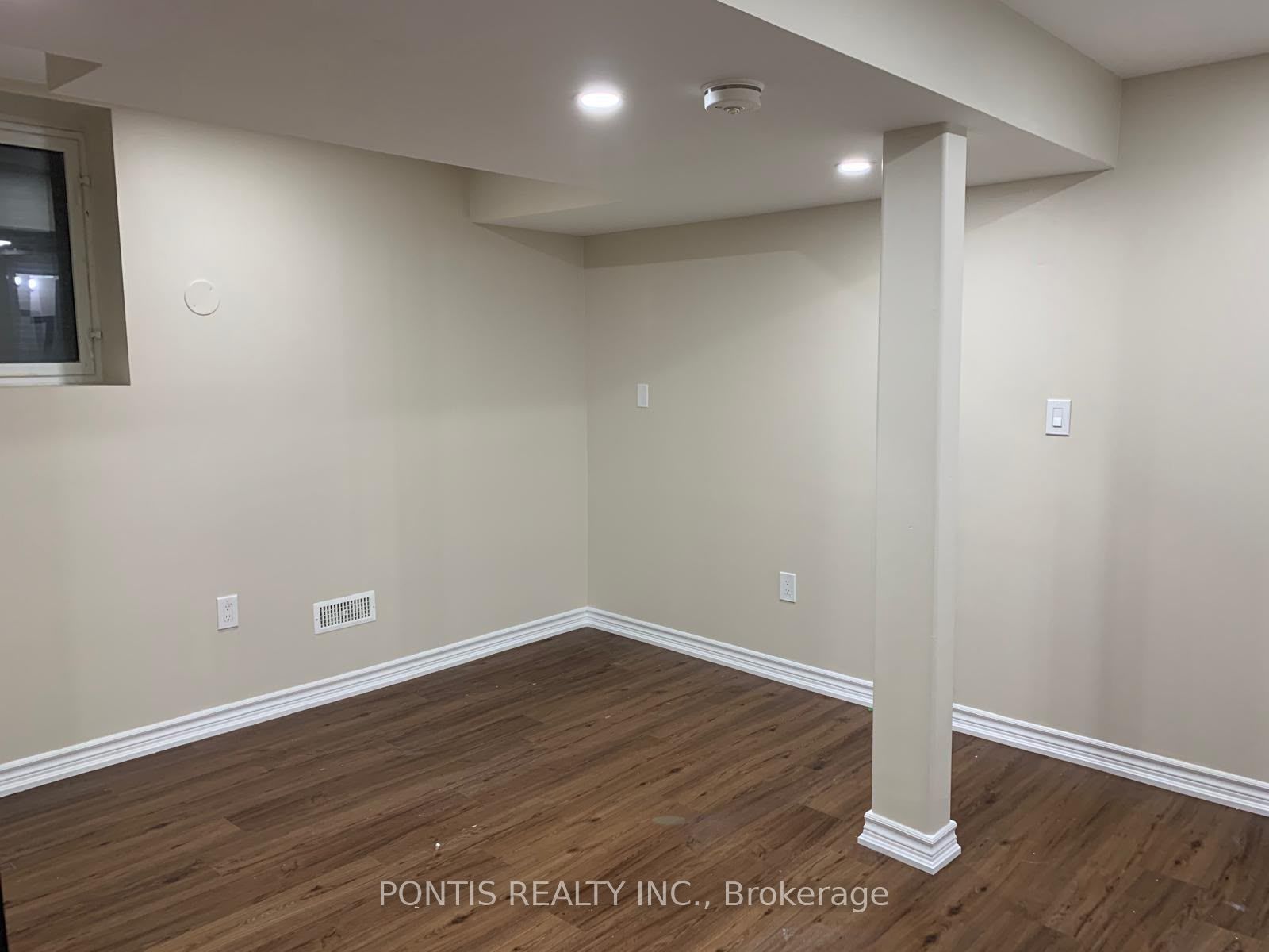 2489 Felhaber Crescent Basment