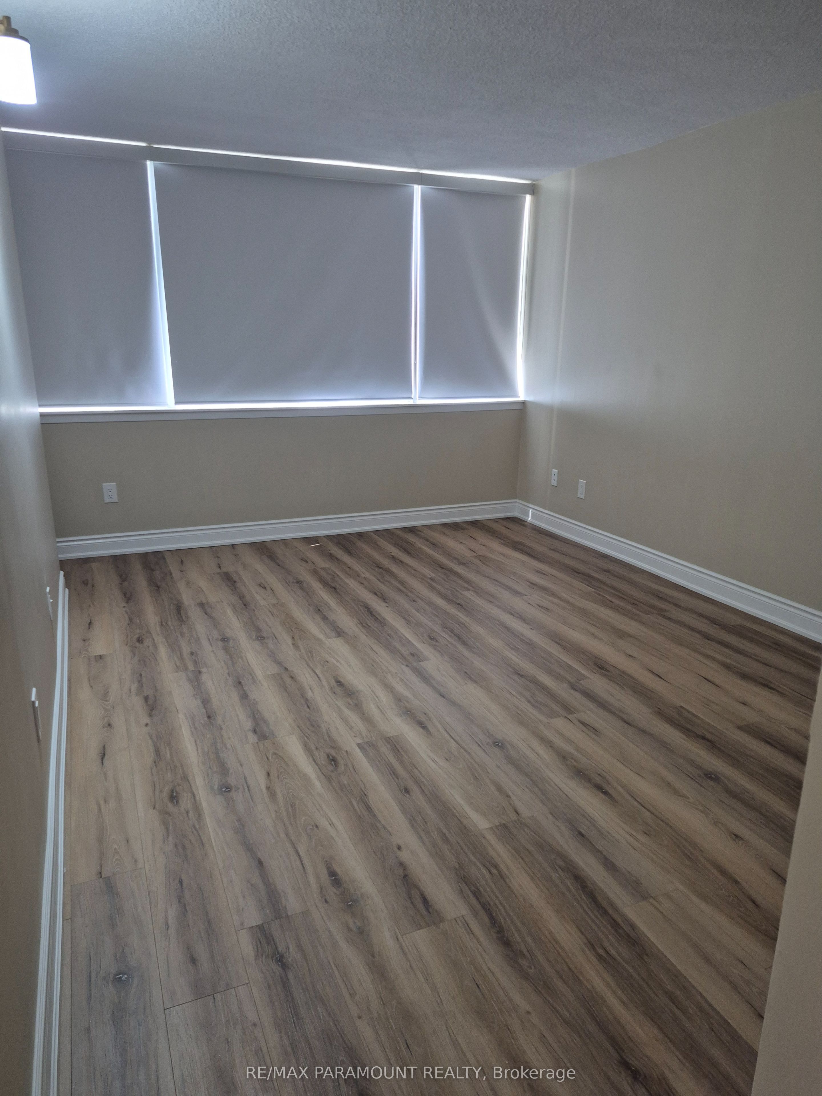 21 Markbrook Lane 911