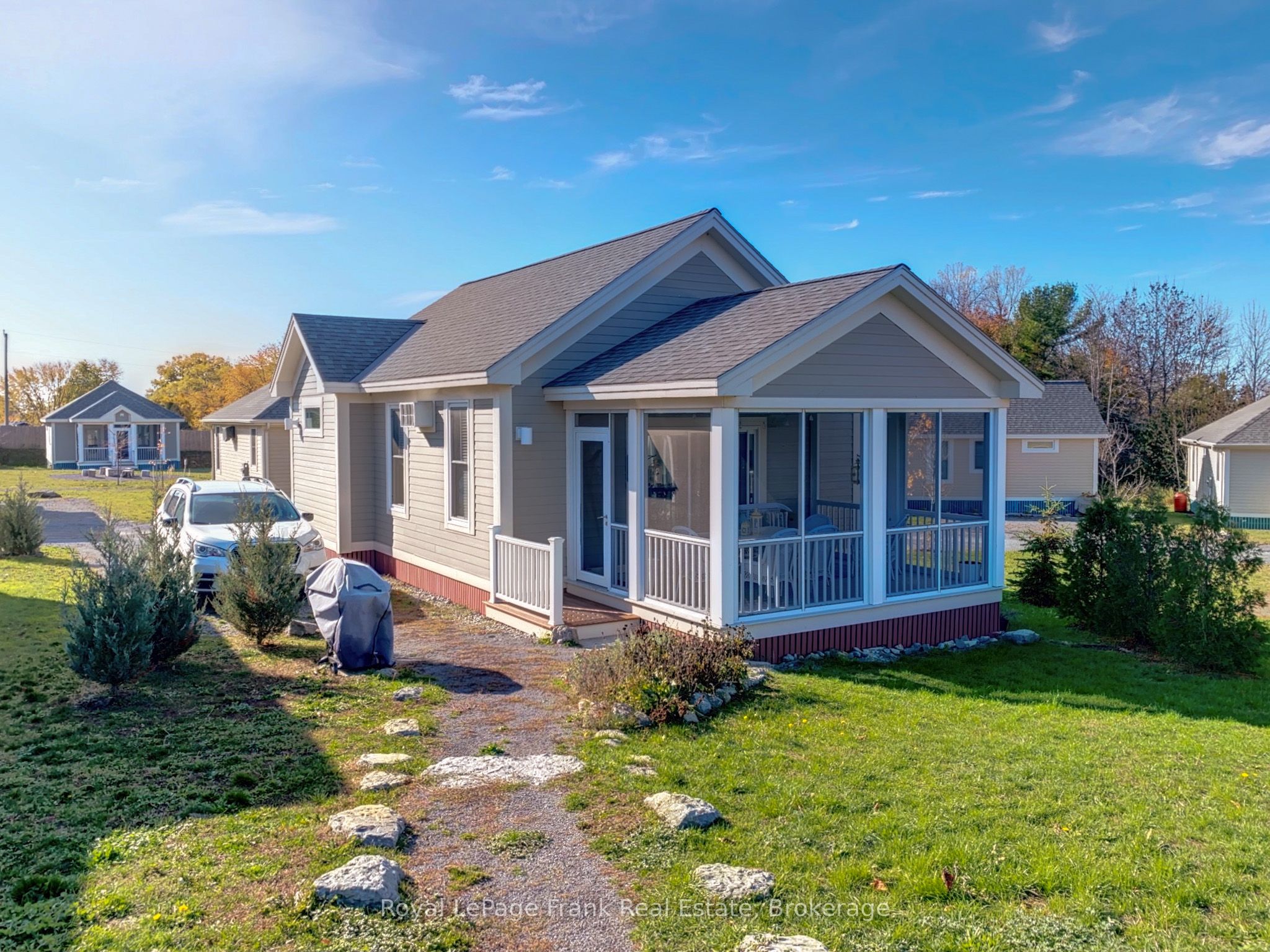 Photo 1 of 29 — 20 Butternut Lane 98, Prince Edward County, ON K0K 1P0
