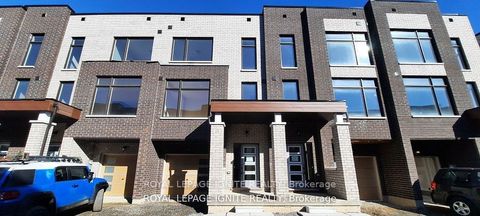 25 Queenpost Drive Brampton ON L6Y 6L2