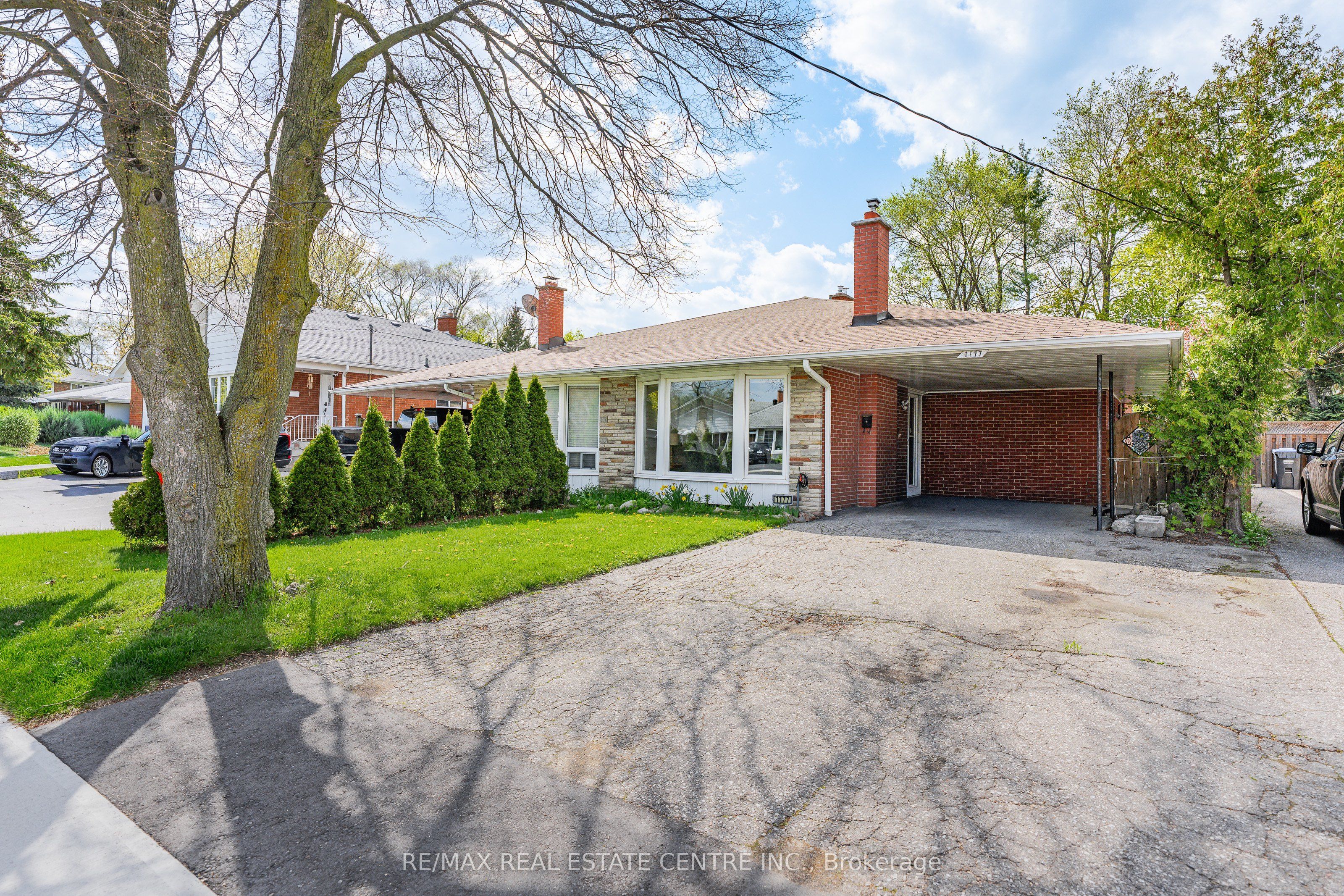 1177 Westerdam Road