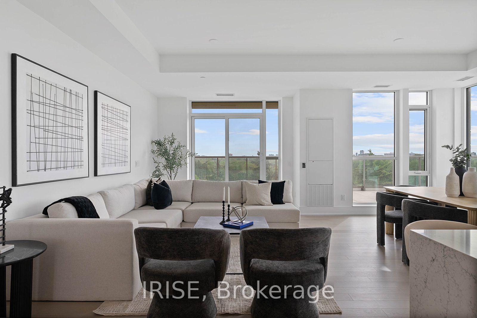 397 Royal Orchard Boulevard 708