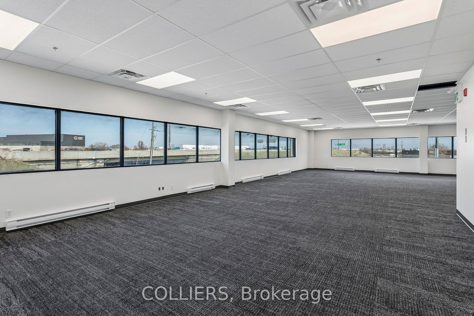 400 Carlingview Drive