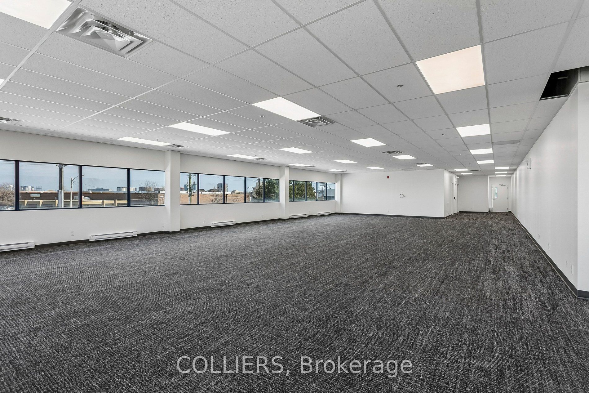 400 Carlingview Drive