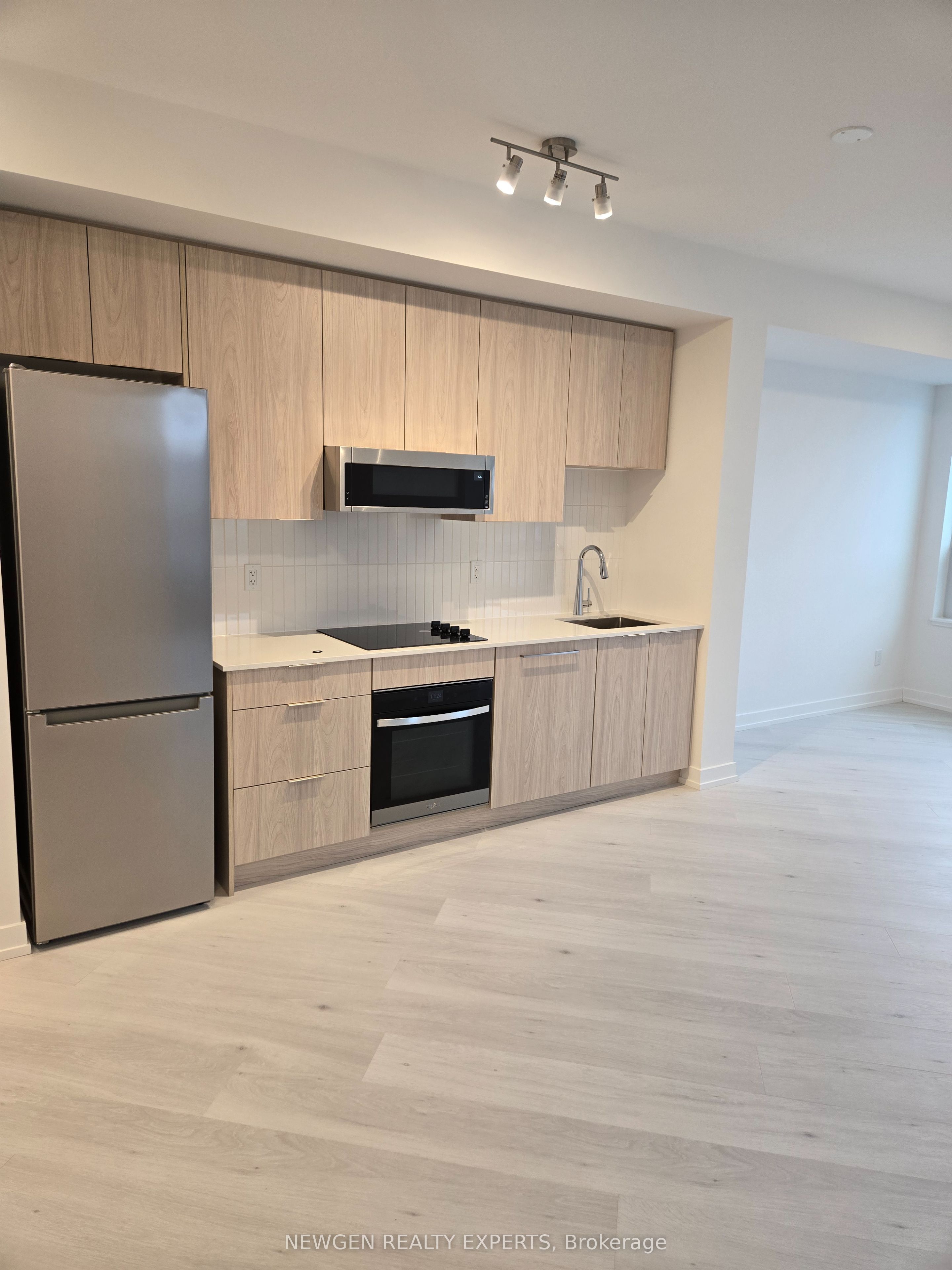 2501 Saw Whet Boulevard 222