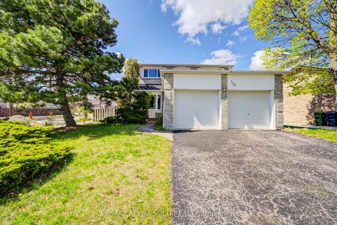 Photo of 158 Ingleton Boulevard, Toronto, ON M1V 1Z8 (MLS # E12464548)
