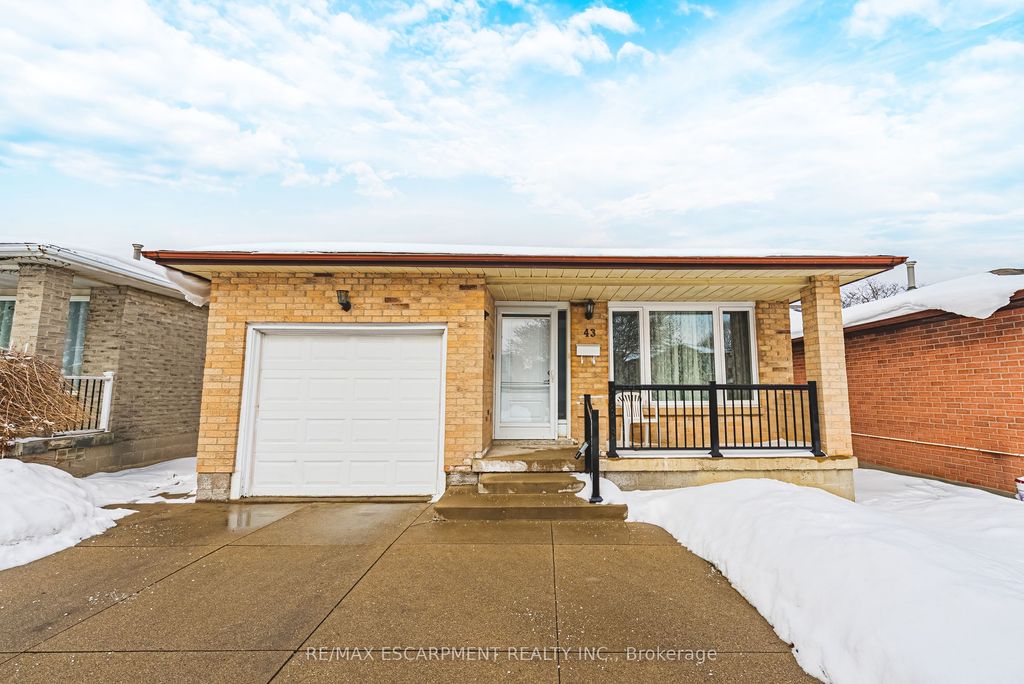 Photo of 43 Everest Street, Hamilton, ON L8W 2J5 (MLS # X12773938)