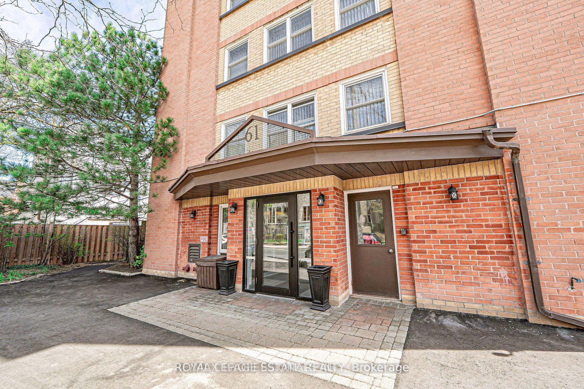 61 Main Street 106