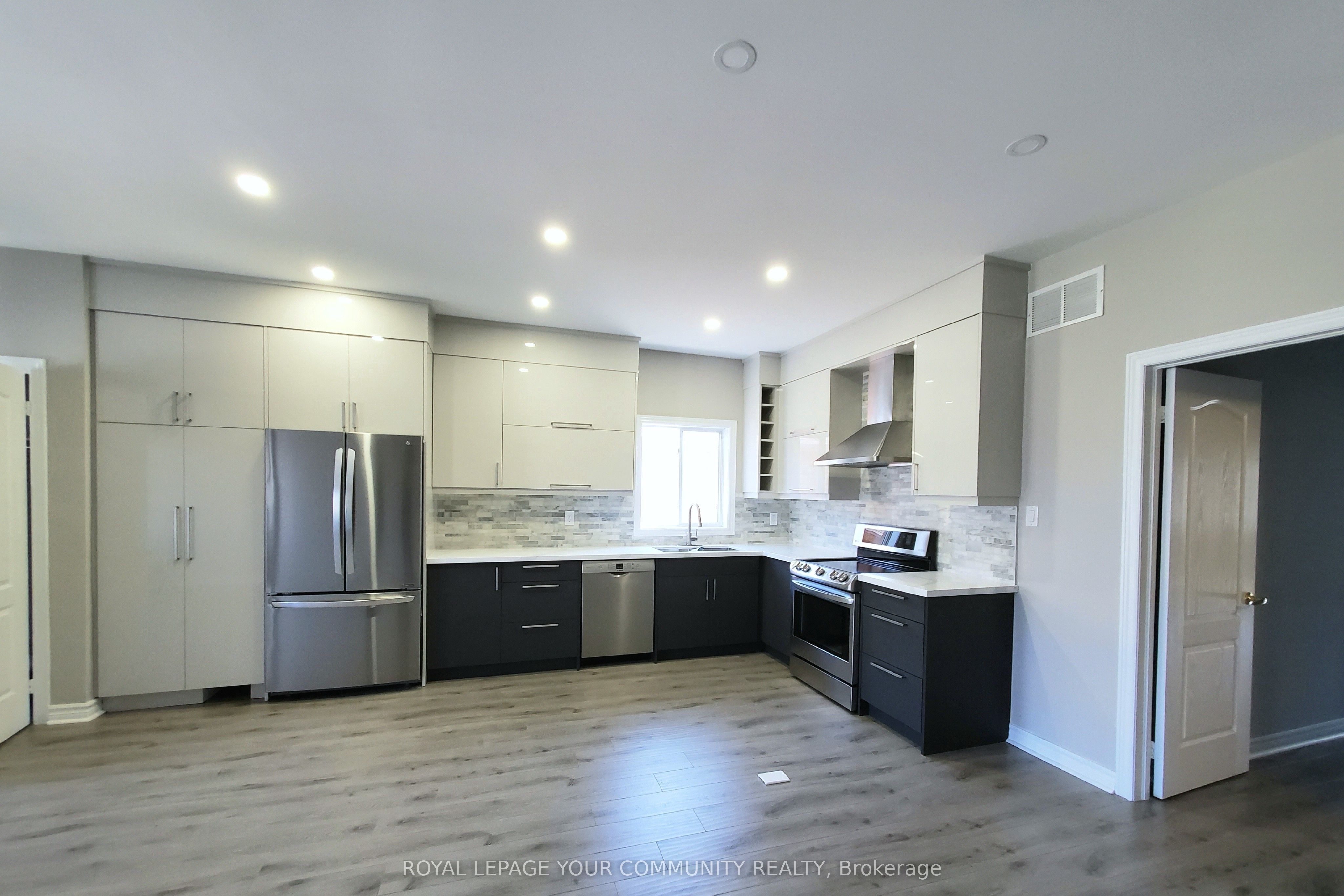 48 Belwood Boulevard Upper