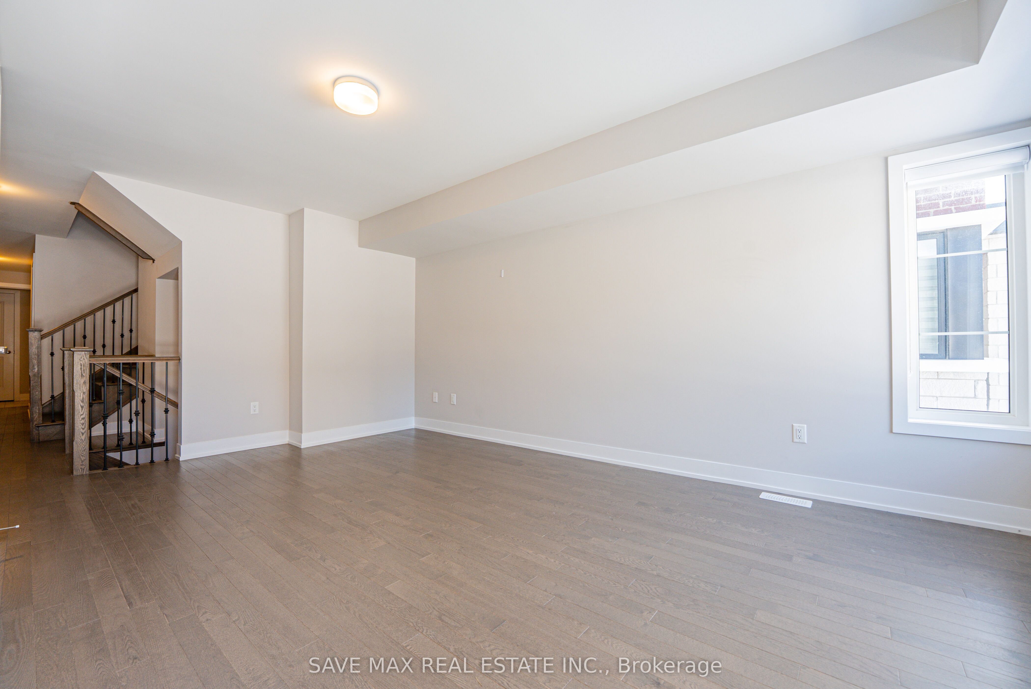 93 Cornell Rouge Boulevard