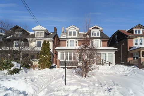 68 Dixon Avenue Toronto ON M4L 1N6