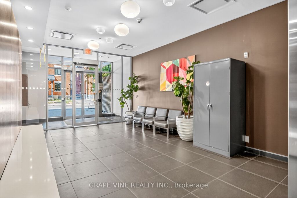 Photo of 340 Mcleod Street #750, Ottawa Centre, ON K2P 1A4 (MLS # X12405864)