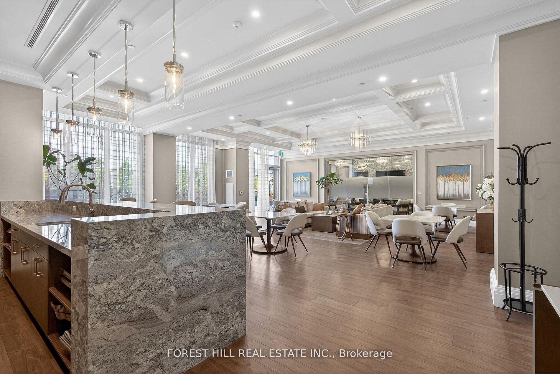 10 Gatineau Drive 208