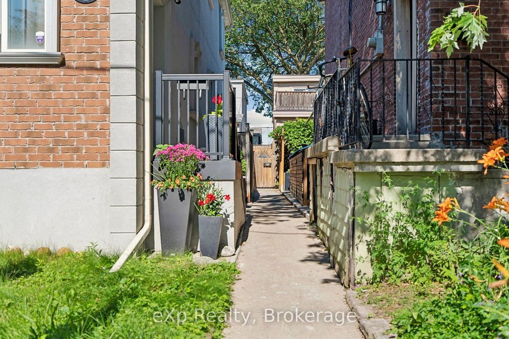Photo of 313 Bartlett Avenue N, Toronto, ON M6H 3G8 (MLS # W13539904)