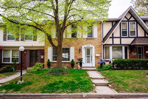 2216 Upper Middle Road 3 Burlington ON L7P 2Z9