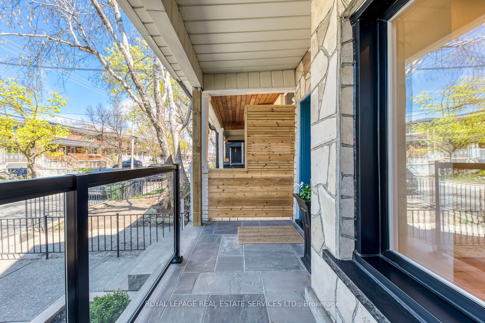 297 Maria Street