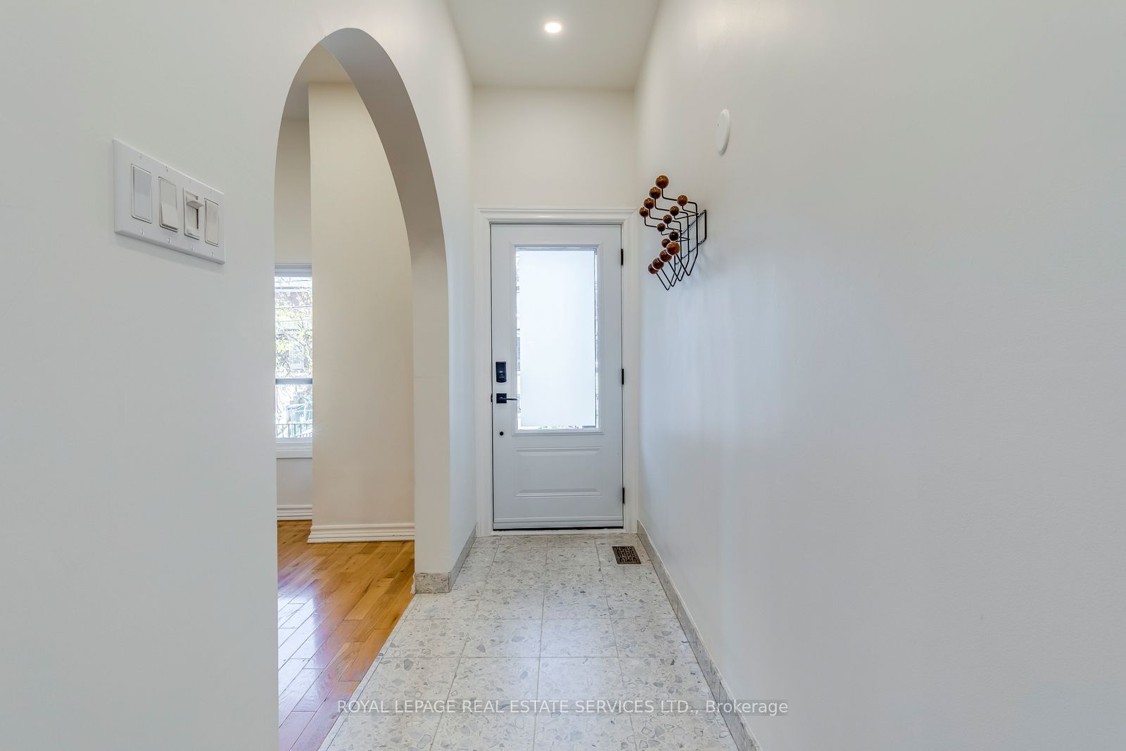 297 Maria Street