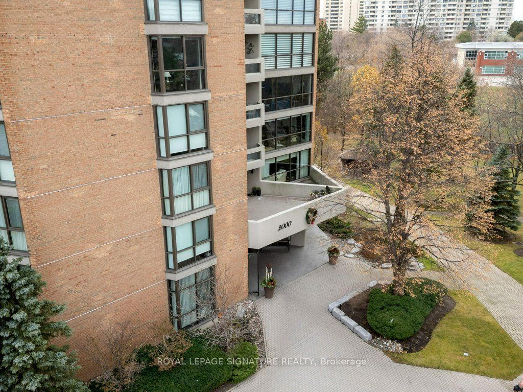 Photo of 2000 Islington Avenue #2511, Toronto, ON M9P 3S7 (MLS # W12722152)