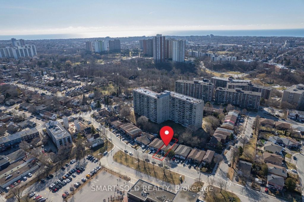 Photo of 59 Chapman Avenue, Toronto, ON M4B 1C6 (MLS # E12917664)