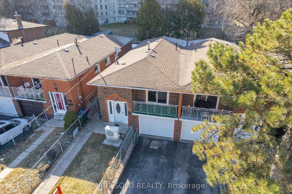 Photo of 59 Chapman Avenue, Toronto, ON M4B 1C6 (MLS # E12917664)