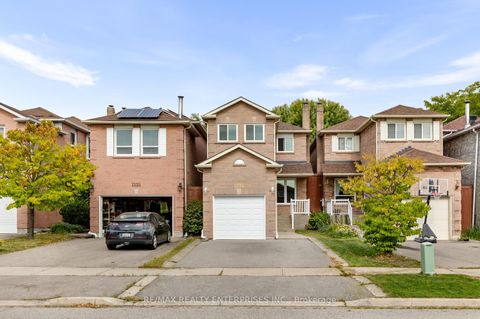 1333 Hazel Mccleary Drive Oakville ON L6J 7A9