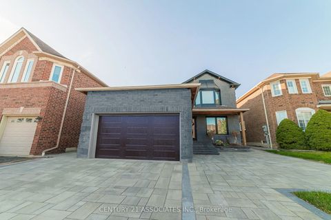 6255 Mccracken Drive Mississauga ON L5V 1X9