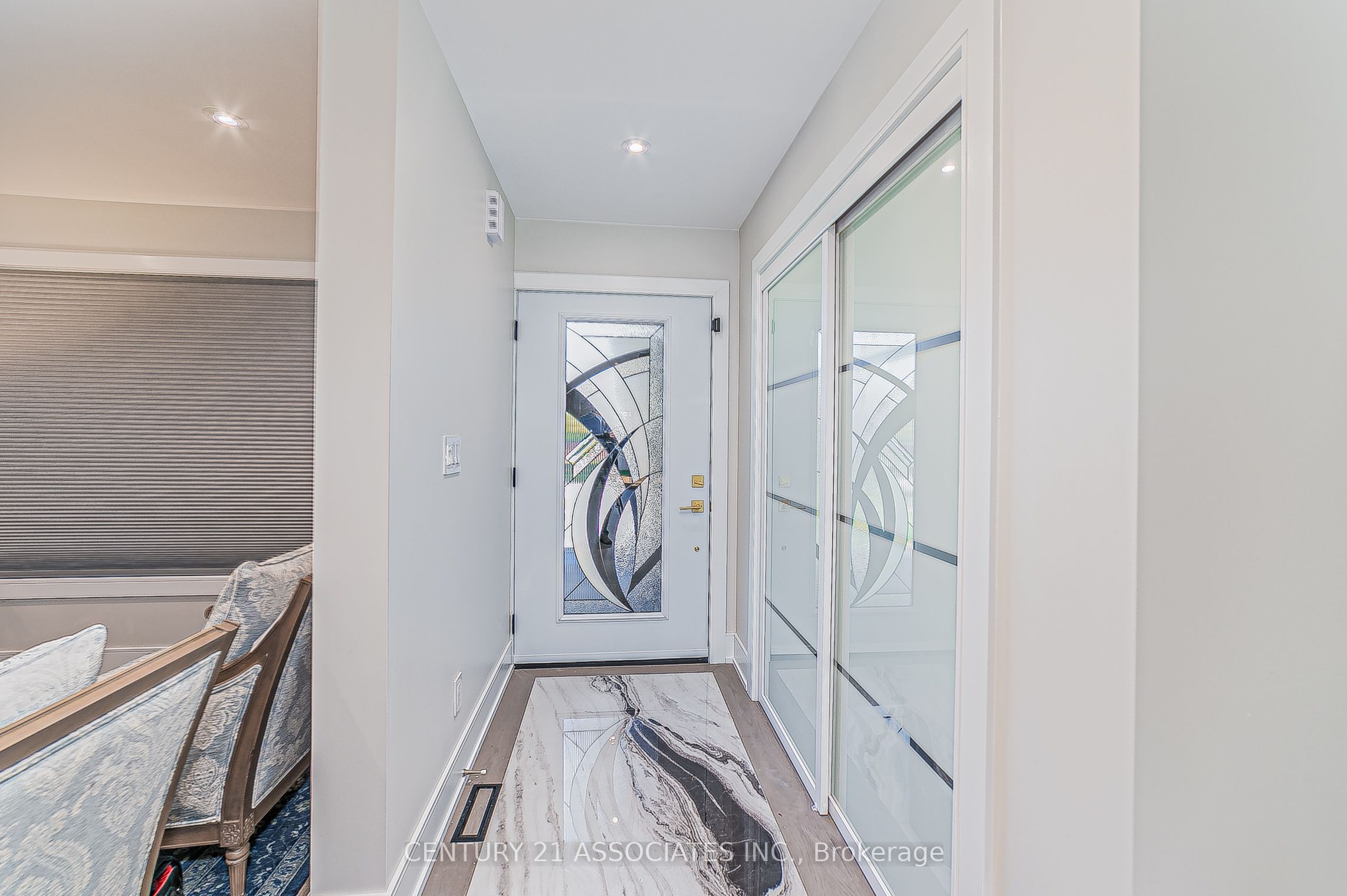 6255 Mccracken Drive