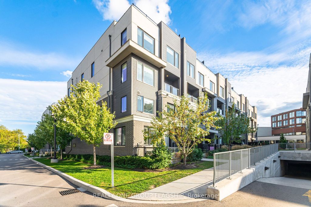 Photo of 3476 W Widdicombe Way W #27, Mississauga, ON L5L 0B8 (MLS # W12455810)