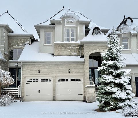 2309 Wuthering Heights Way Oakville ON L6M 0E7