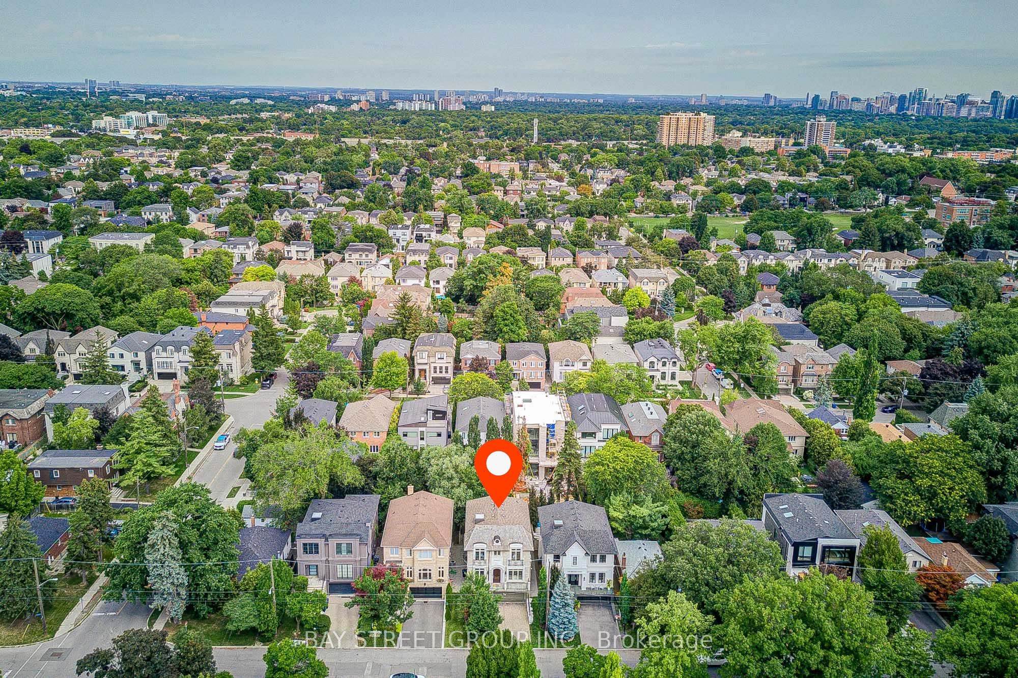 500 Deloraine Avenue