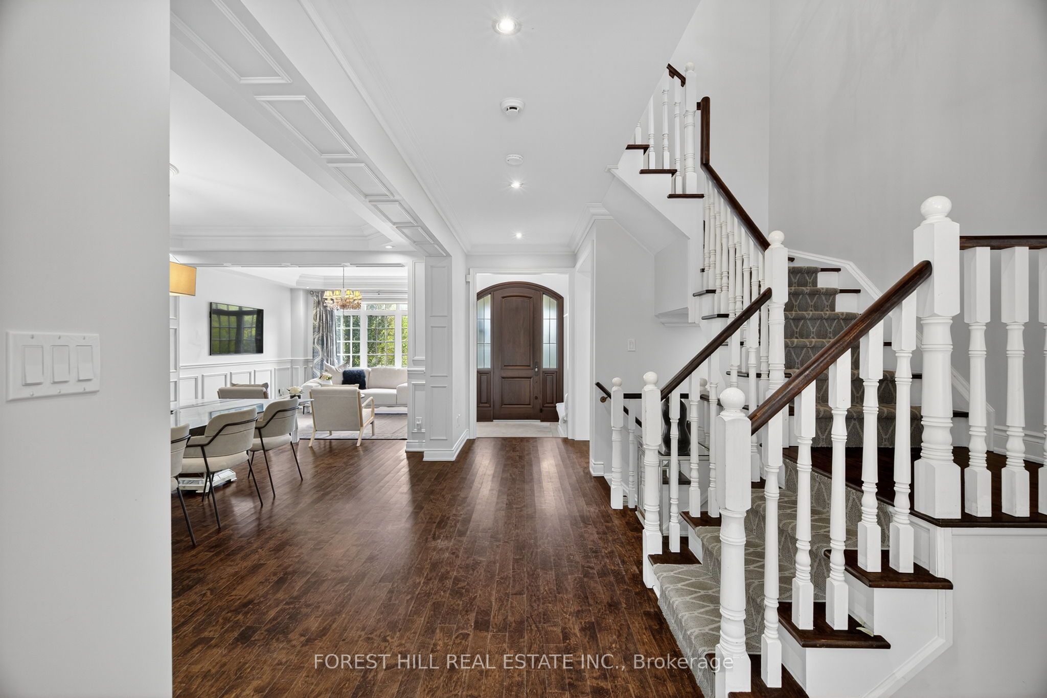 110 Cook's Mill Crescent