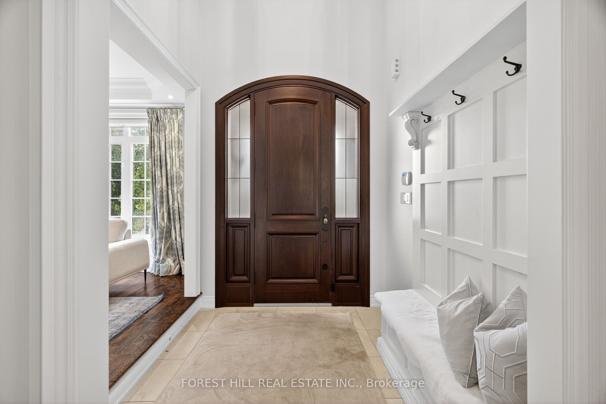 110 Cook's Mill Crescent