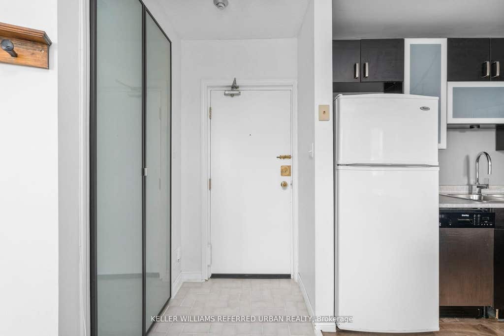 Photo of 114 Vaughan Road #407, Toronto, ON M6C 2M1 (MLS # C13569456)