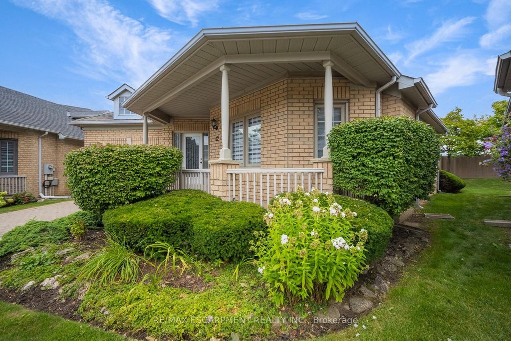 Photo of 12 Larkdale Terrace, Brampton, ON L6R 1W5 (MLS # W12396719)