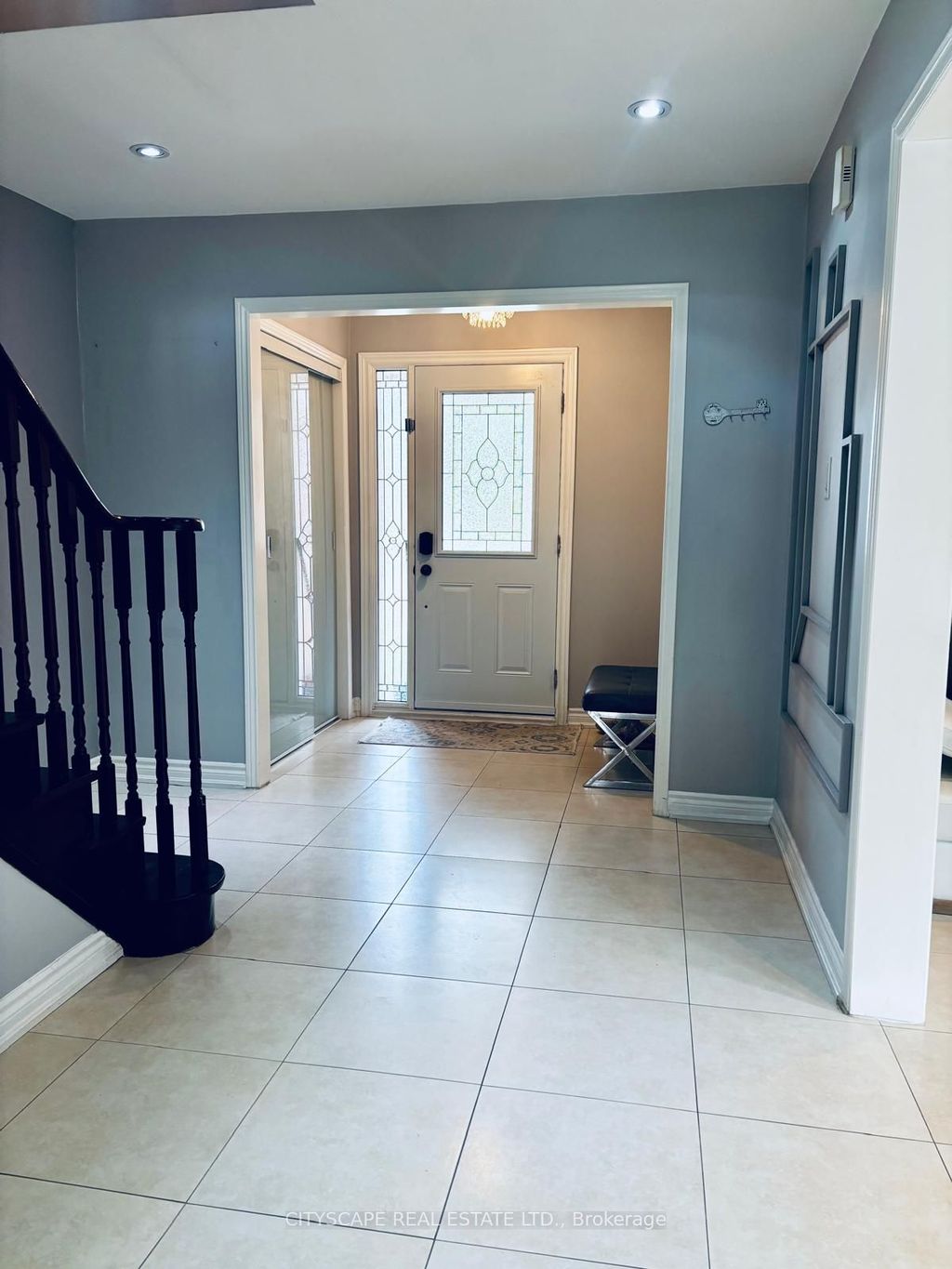 Photo of 4233 Radisson Crescent, Mississauga, ON L5M 4M1 (MLS # W13093332)
