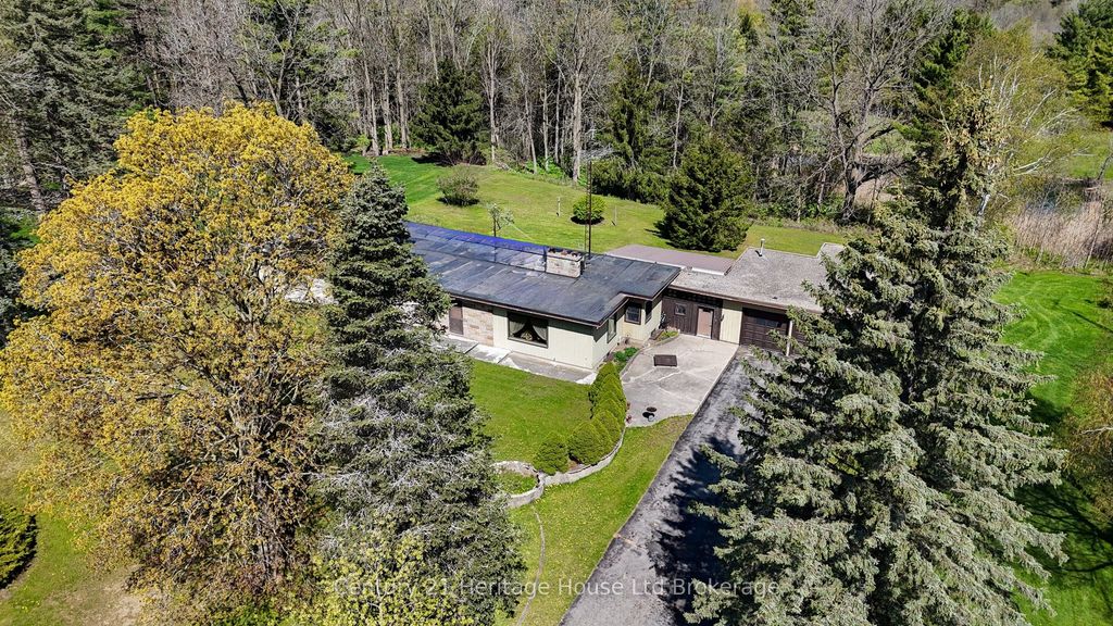 Photo of 88 Potters Road, Tillsonburg, ON N4G 4G7 (MLS # X13116114)