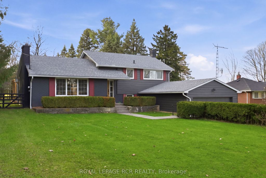 Photo of 922 The Grange Side Road, Caledon, ON L7K 1G5 (MLS # W13611036)