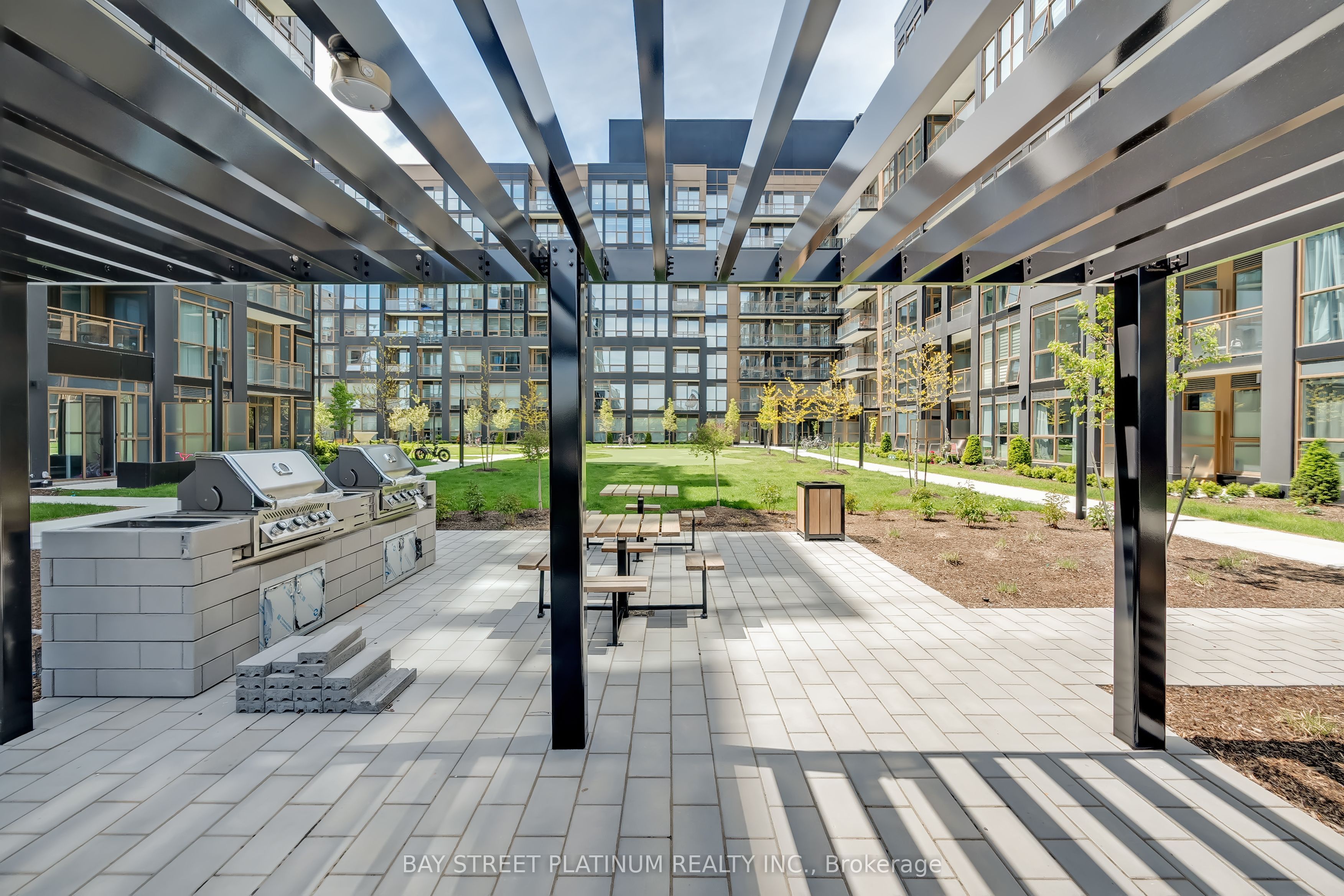 2343 Khalsa Gate 537