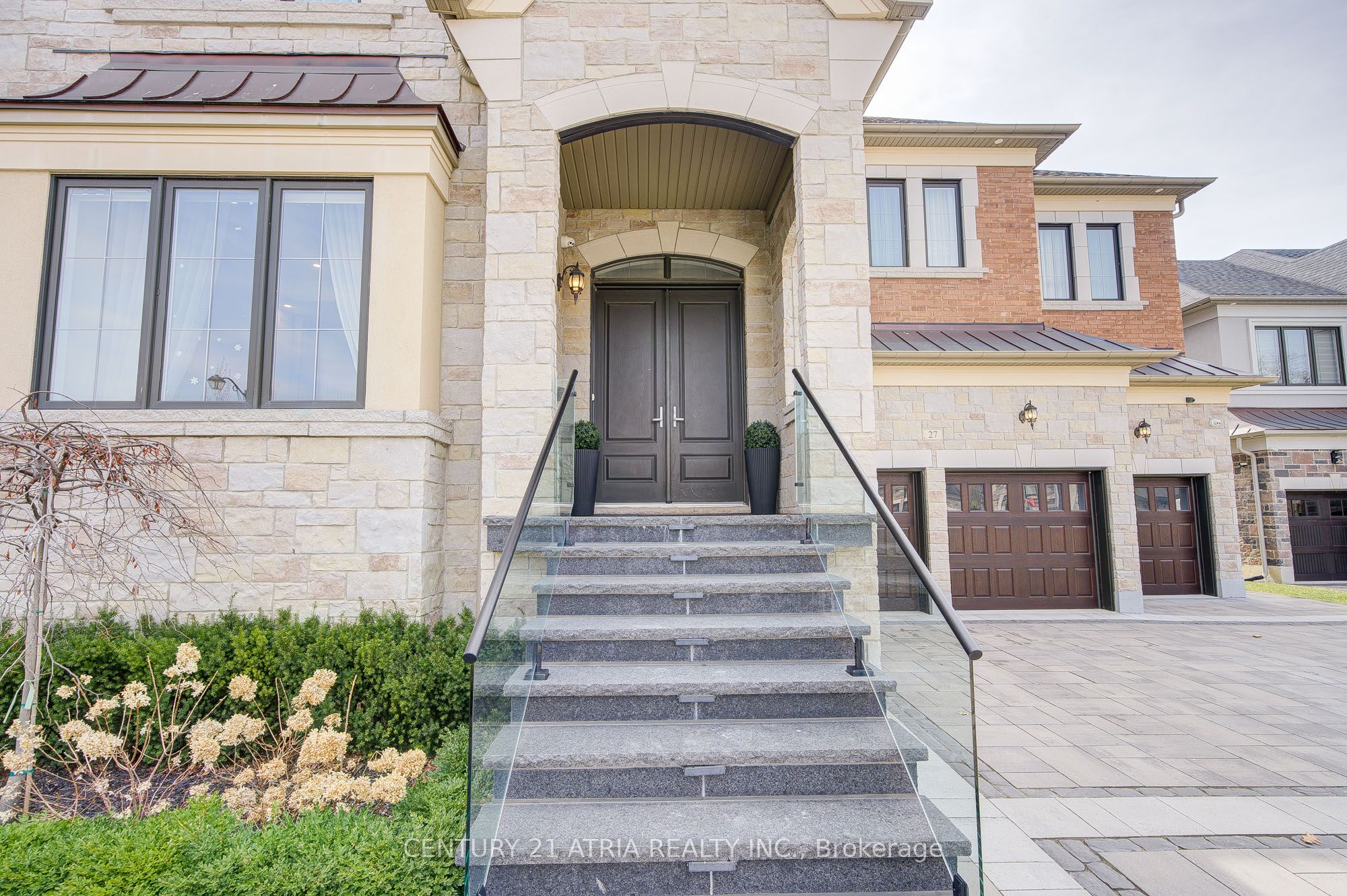 27 Little Celeste Court