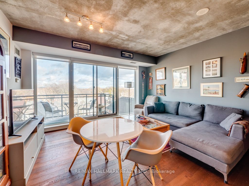 1238 Dundas Street E 602