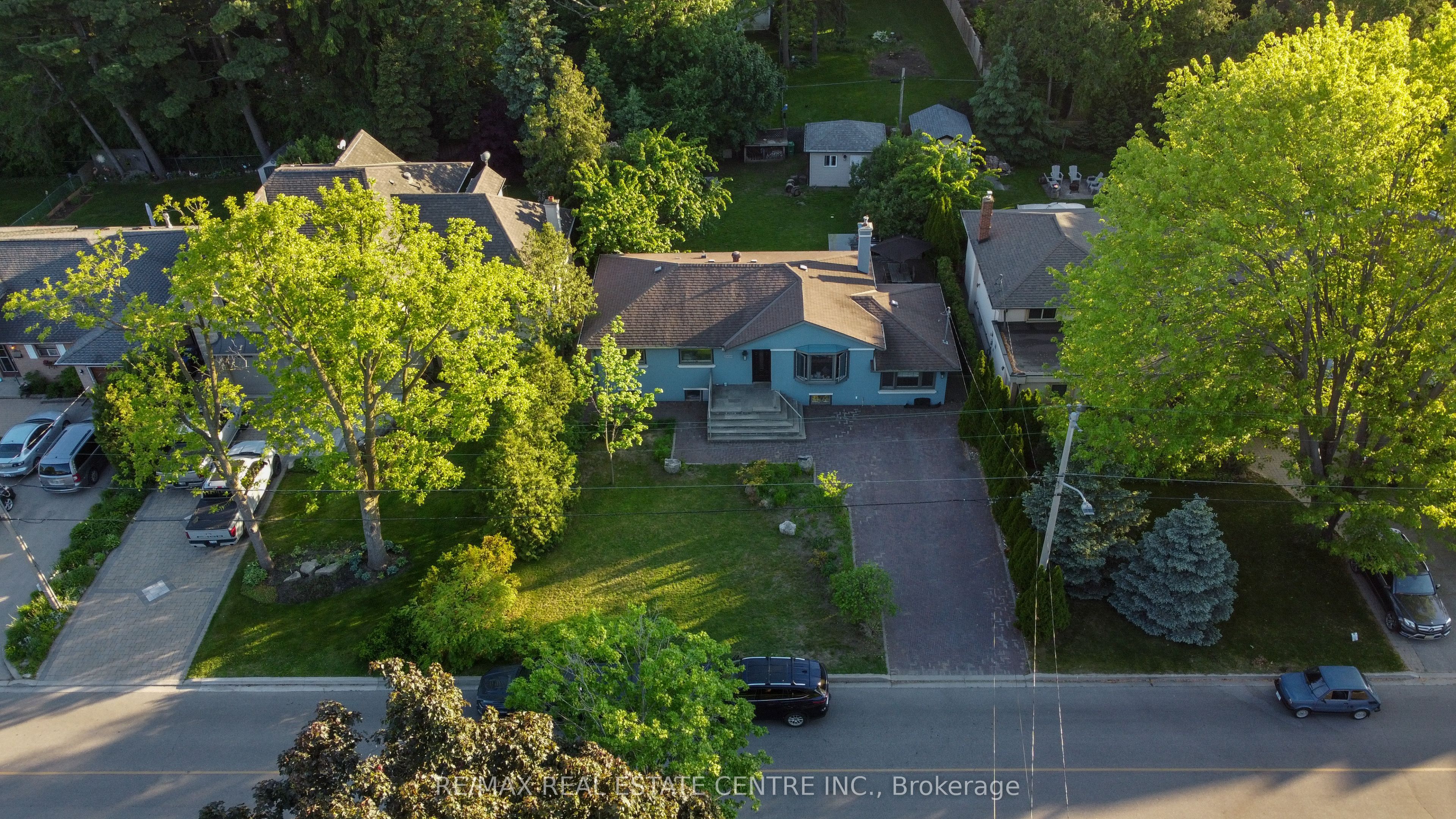 2450 Edenhurst Drive