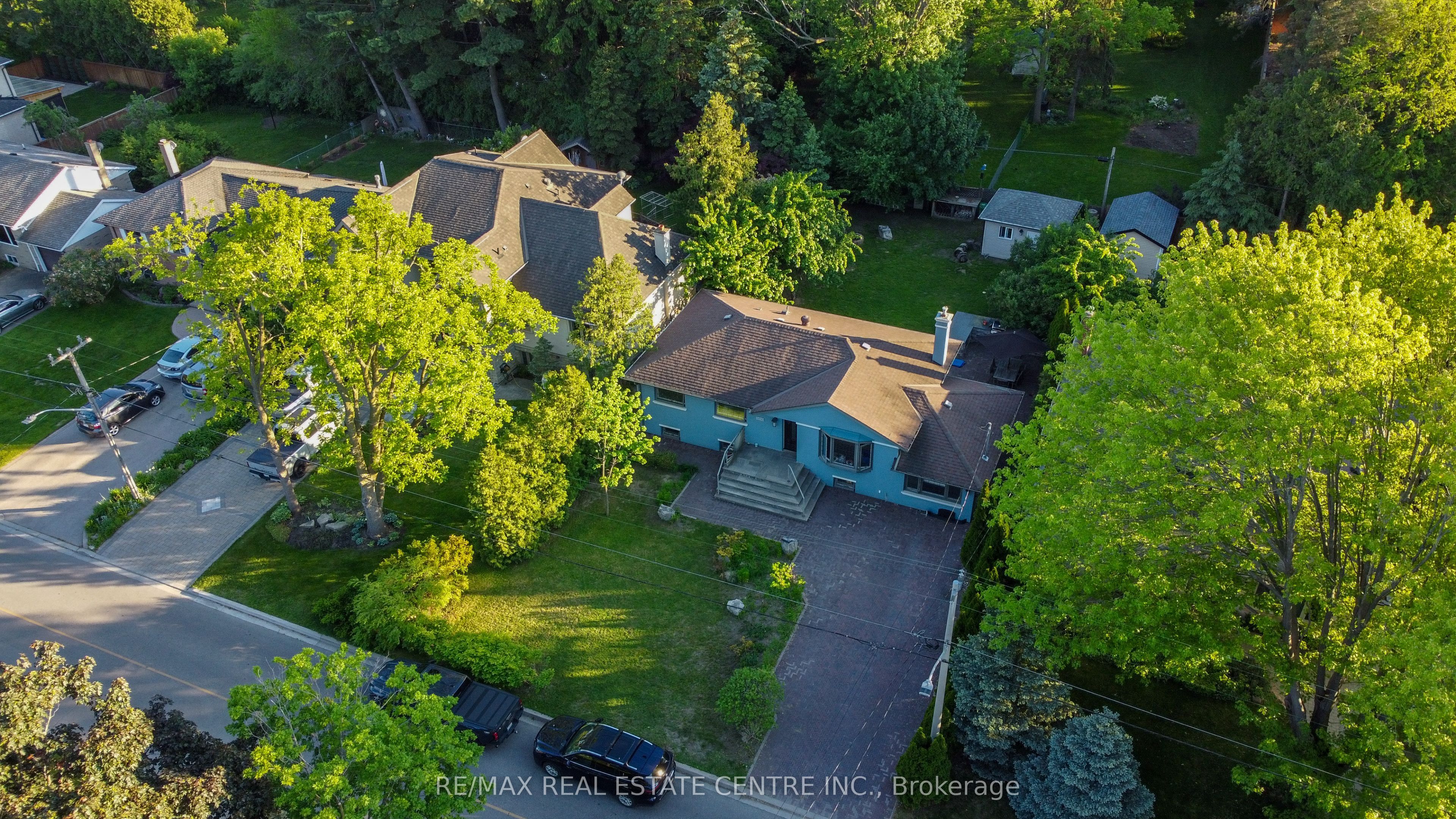 2450 Edenhurst Drive