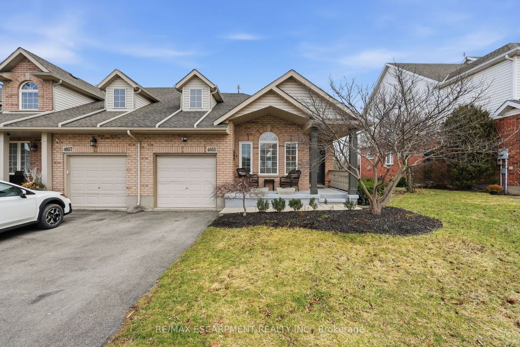 Photo of 4055 Ashby Drive, Lincoln, ON L3J 0G6 (MLS # X12920068)