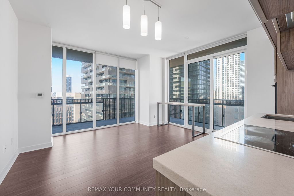 Photo of 8 Eglinton Avenue #1108, Toronto, ON M4P 1A6 (MLS # C13024294)