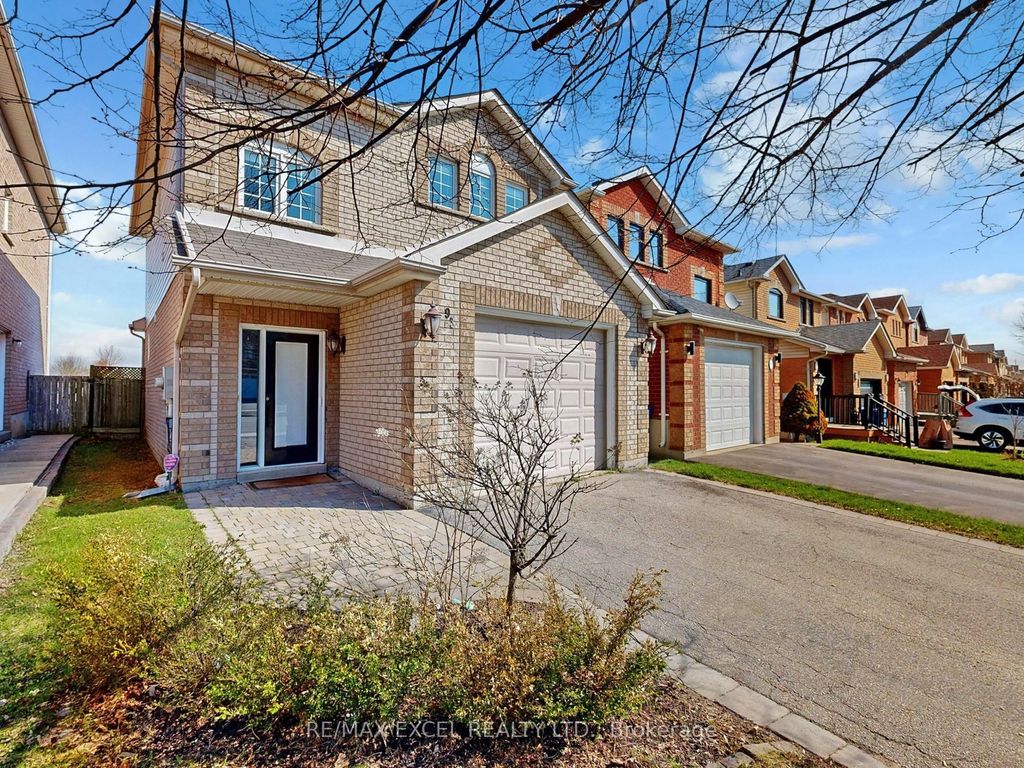 Photo of 93 Clearmeadow Boulevard, Newmarket, ON L3X 2M5 (MLS # N13042364)
